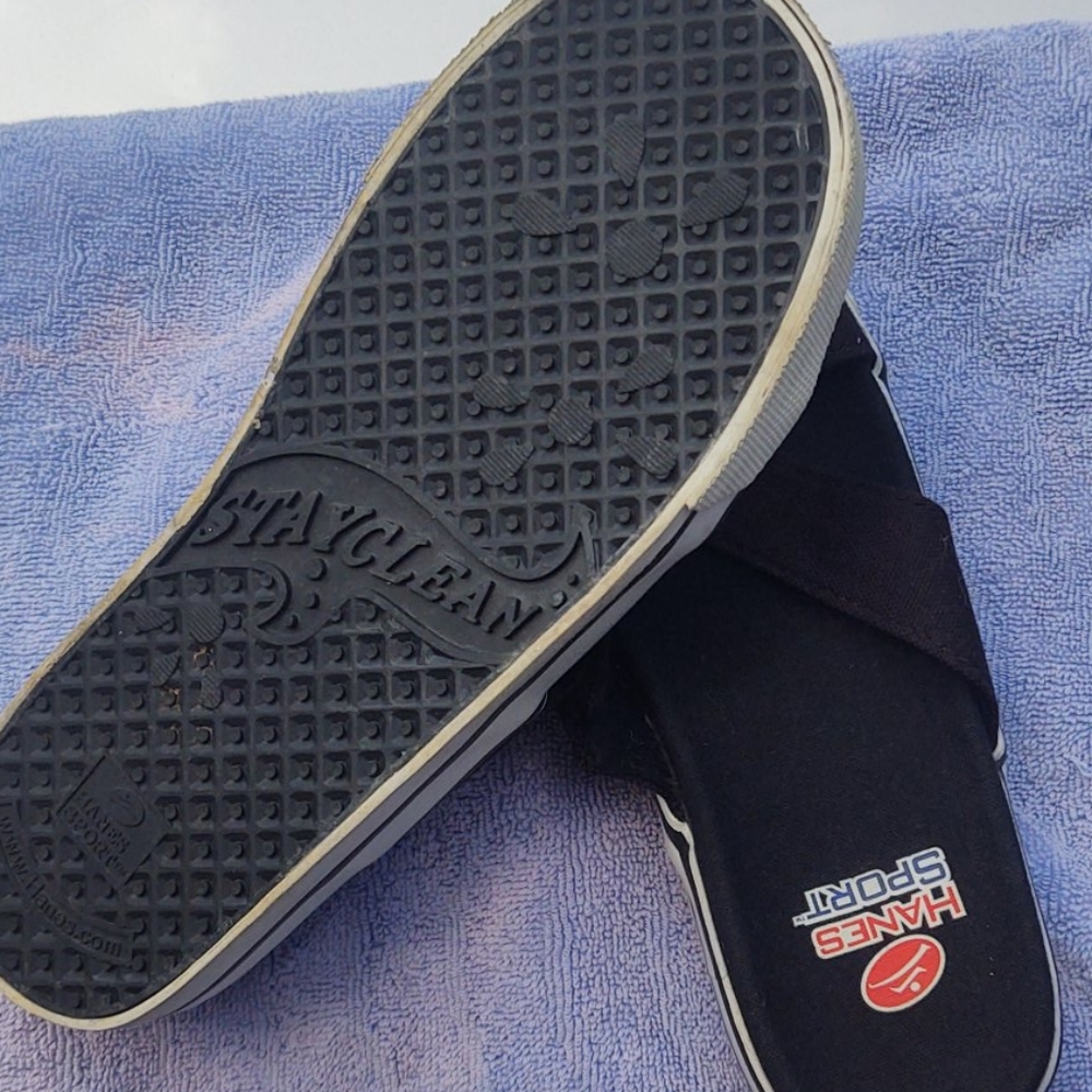 Shoes - Picture 2 of 4